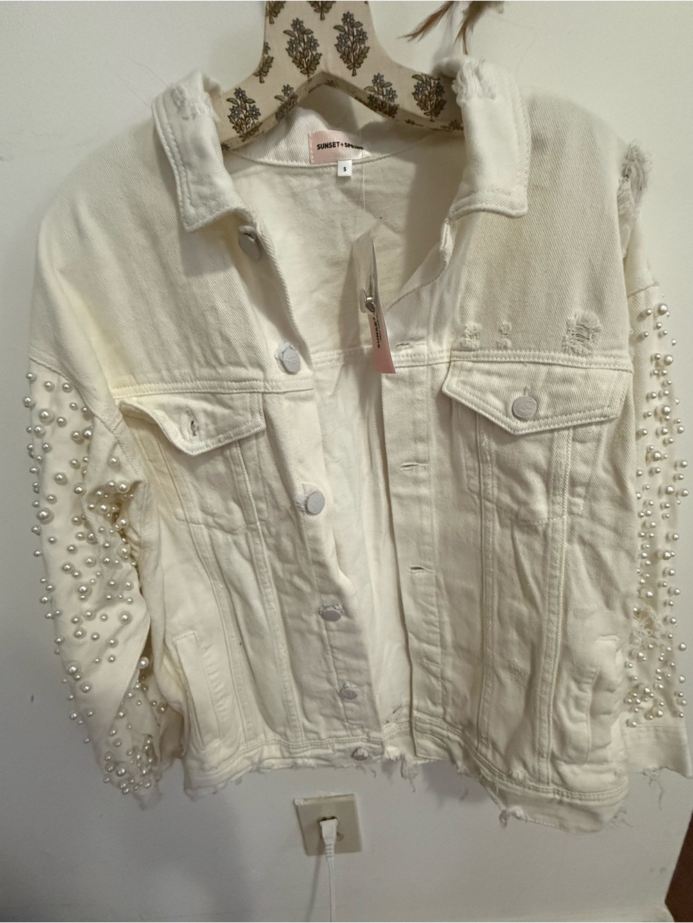 NWT SUNSET + SPRING White Denim Jacket S Pearl Sleeves Distressed Cropped $128
